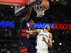 Spurs Wizards Basketball