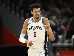 Spurs Wizards Basketball