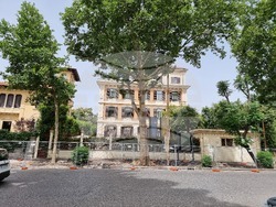 Италия - Рим - централа на РАИ - ремонт