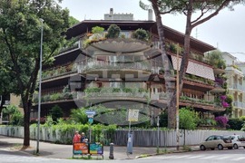 Италия - Рим - централа на РАИ - ремонт