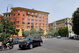 Италия - Рим - централа на РАИ - ремонт