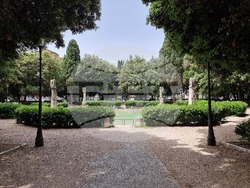 Италия - Рим - централа на РАИ - ремонт