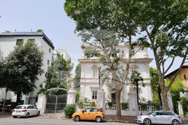 Италия - Рим - централа на РАИ - ремонт