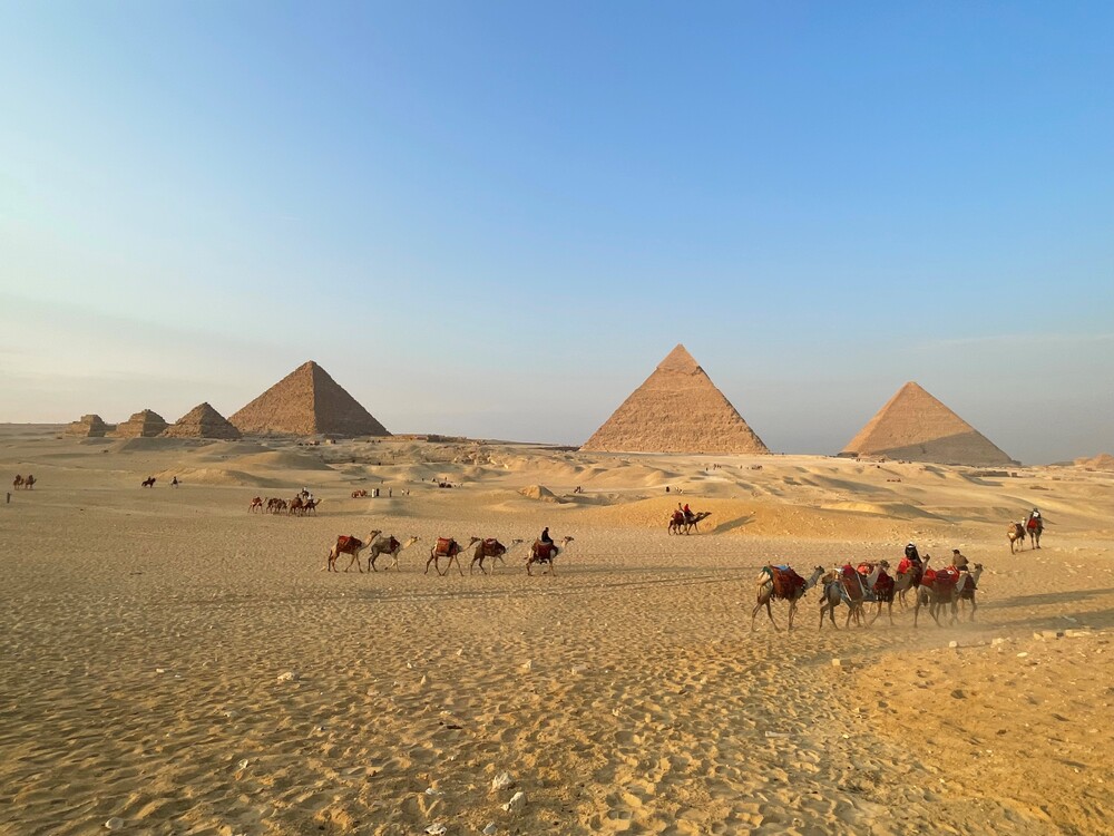 Видео на ютюбър за пирамидите в Гиза събра над 75 милиона гледания за три дни