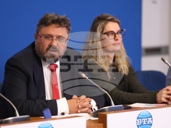 Национален пресклуб на БТА София - Кирил Вълчев - ученици - среща