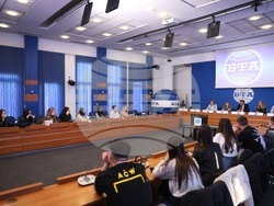 Национален пресклуб на БТА София - Кирил Вълчев - ученици - среща