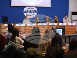 Национален пресклуб на БТА София - Кирил Вълчев - ученици - среща