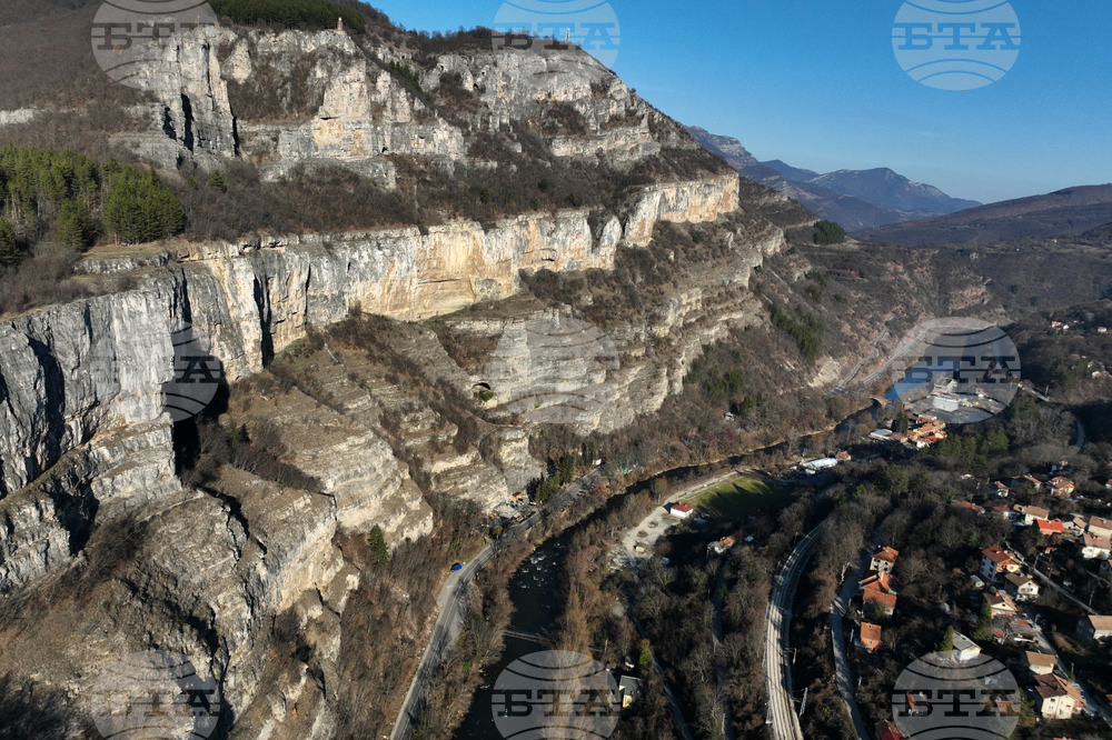 Условията за туризъм в планините са добри, съобщиха от ПСС на БЧК