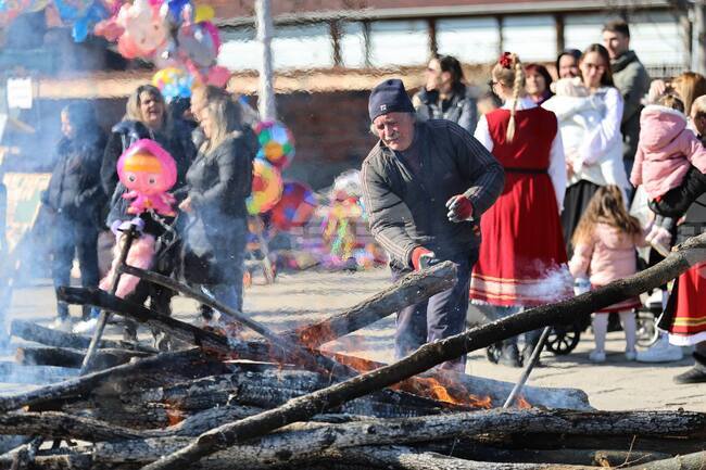 В пловдивското село Царимир се провежда традиционният местен обичай "Муфканица“