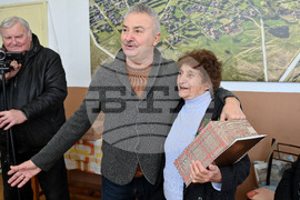 Село Славотин - възрастни хора - седмица на брака