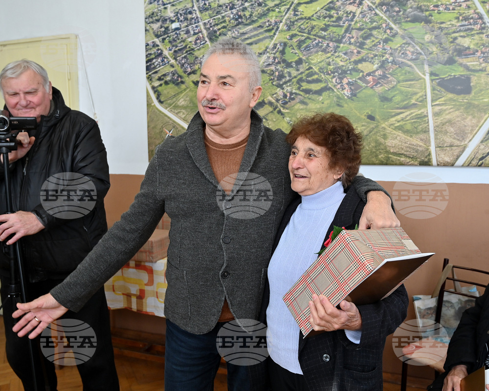 Село Славотин - възрастни хора - седмица на брака