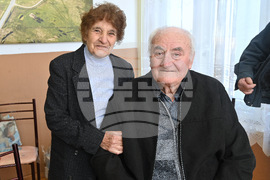 Село Славотин - възрастни хора - седмица на брака