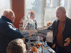 Село Славотин - възрастни хора - седмица на брака