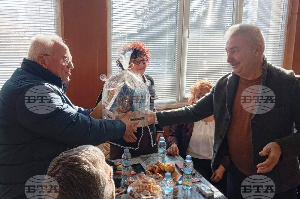 Село Славотин - възрастни хора - седмица на брака