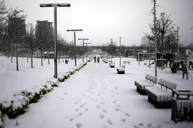 Yellow Code Alert Issued in 16 Turkish Provinces for Monday Due to Snowfall, Schools Closed in Some Areas