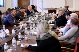 Народно събрание -  МПС - нотариална заверка - кръгла маса