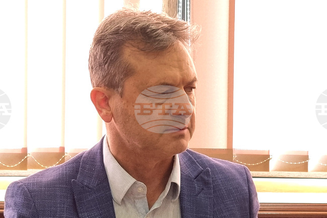 В Общината има внесен проект за текущ ремонт на буните във Варна, каза заместник-кметът Пламен Китипов