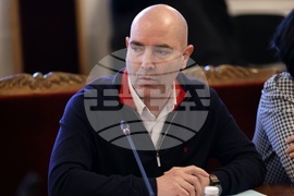 Народно събрание - МПС - нотариална заверка - кръгла маса