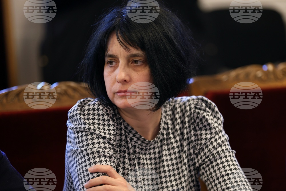 Народно събрание - МПС - нотариална заверка - кръгла маса