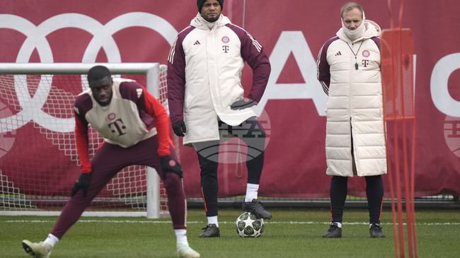 Четирима треньори от екипа на Венсан Компани подписаха нови договори с Байерн