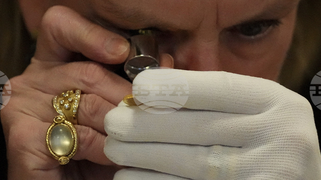 Испанска златна монета от 1609 г., продадена на търг, подобри европейски рекорд 