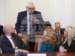 Народно събрание - Комисия по икономическа политика и иновации