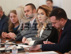 Народно събрание - Комисия по икономическа политика и иновации