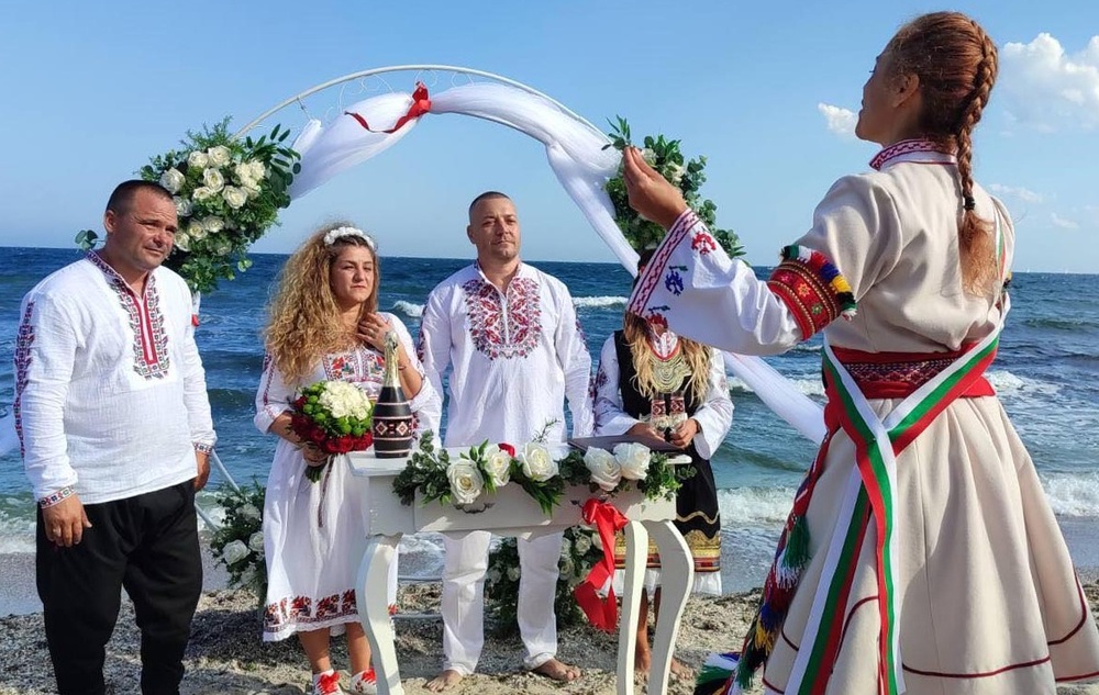 Двойки от 10 държави са сключили брак в Несебър през миналата година 