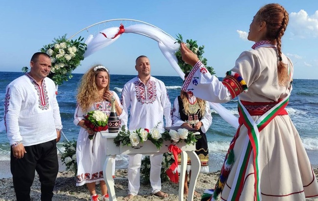 Двойки от 10 държави са сключили брак в Несебър през миналата година 