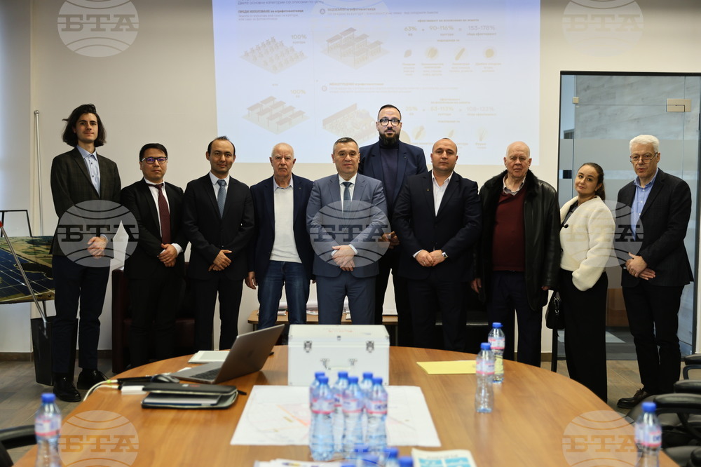 Село Радиново - Китайска компания HT-SAAE представя - агрофотоволтаици