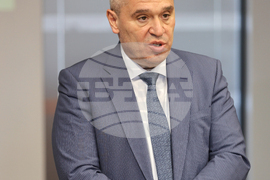 Село Радиново - Китайска компания HT-SAAE представя - агрофотоволтаици