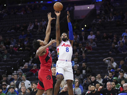 Raptors 76ers Basketball