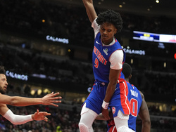 Pistons Bulls Basketball