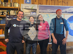 Антарктида - о. Ливингстън - FameLab