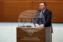 Парламент - заседание - Костадин Ангелов