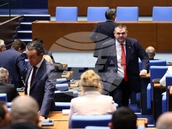 Парламент - заседание