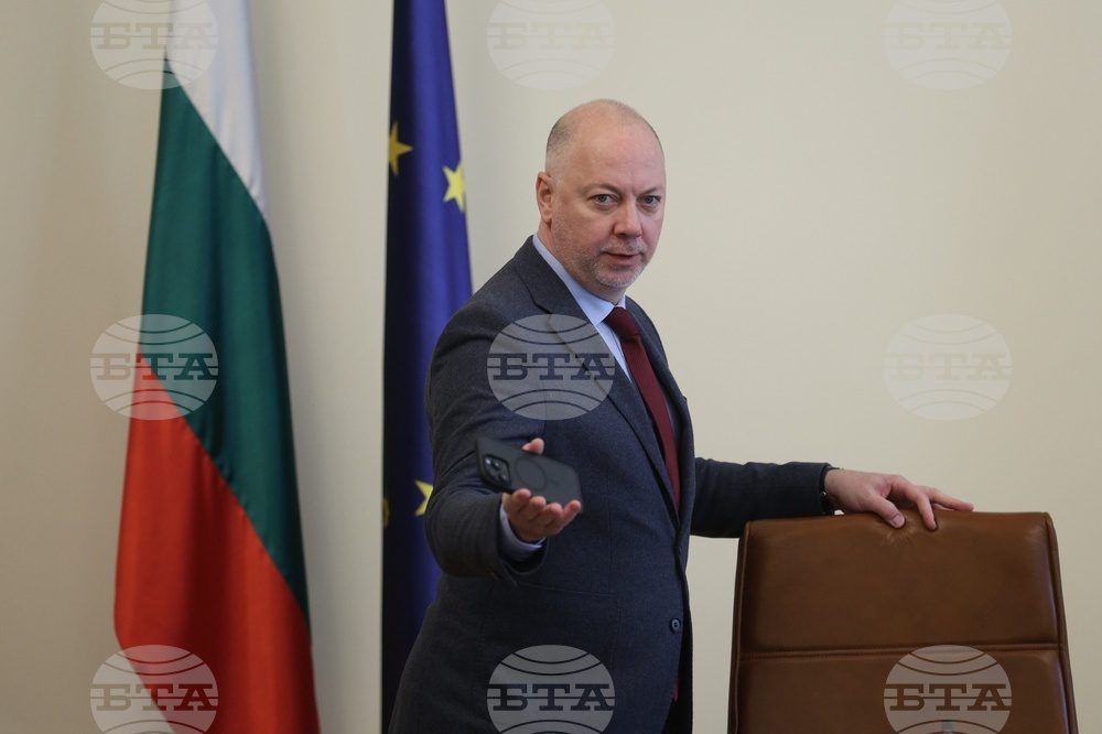 PM Zhelyazkov Demands Staff Changes in National Toll Administration