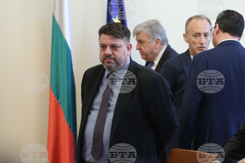 За да получим стабилност, имаме готовност да работим в ситуация на плаващи мнозинства, каза вицепремиерът Атанас Зафиров
