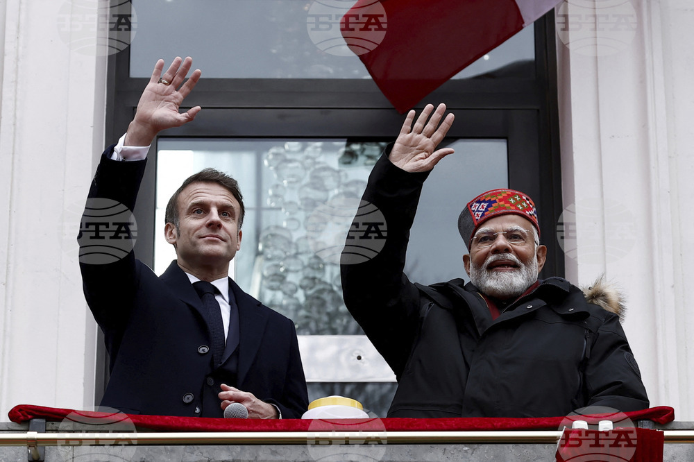 Макрон пристигна на официална визита в Индия