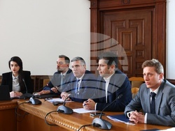 Народно събрание - "Продължаваме Промяната" - пресконференция