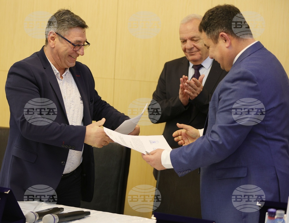 Paperwork for Construction of Tutrakan-Oltenita Ferry Signed
