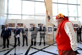 Народно събрание - кукери - фотоизложба