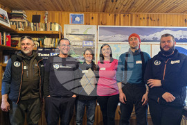 Antarctica - Livingston Island - FameLab