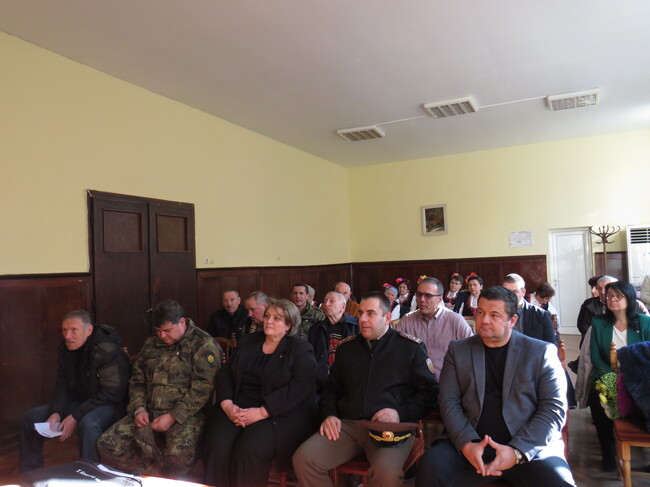 Областният управител на Шумен се ангажира да работи за изграждането на паметниците на 7-ми Преславски пехотен полк и на Александър I