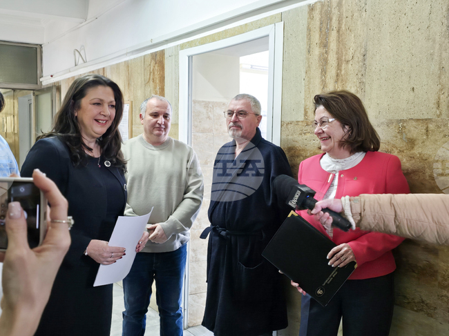 Болницата във Враца получи дарение нов италиански болничен транспортьор