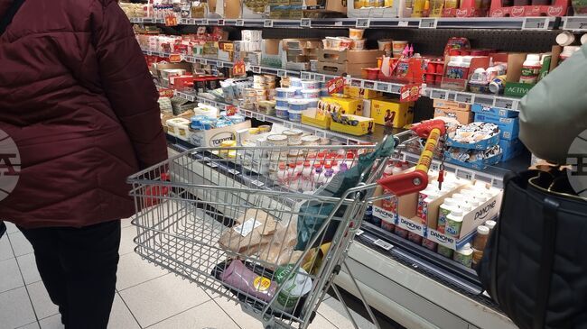 България е втора в ЕС по годишен ръст на продажбите на дребно през април, отчита Евростат