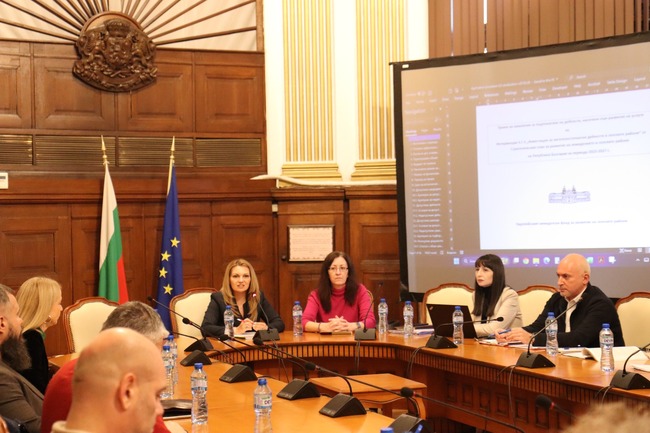 Предстои да бъдат публикувани за обществено обсъждане насоките за кандидатстване за инвестиции за неселскостопански дейности в селските райони