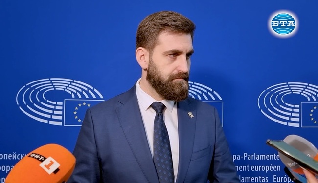 Андрей Новаков: ЕС харчи плашещо малко за отбрана, разчитайки на НАТО и САЩ за сигурността, но тази приказка приключи