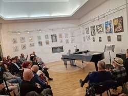 Откриване на изложбата „Вселена от любов“ на Габриела Жекова в Музей „Борис Христов“ в София. Снимка: Ваня Сухарова/БТА