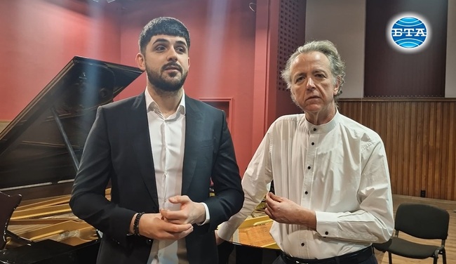 Фидоси Керчев и Йохан Шмид изнесоха в Разград концерт за две пиана